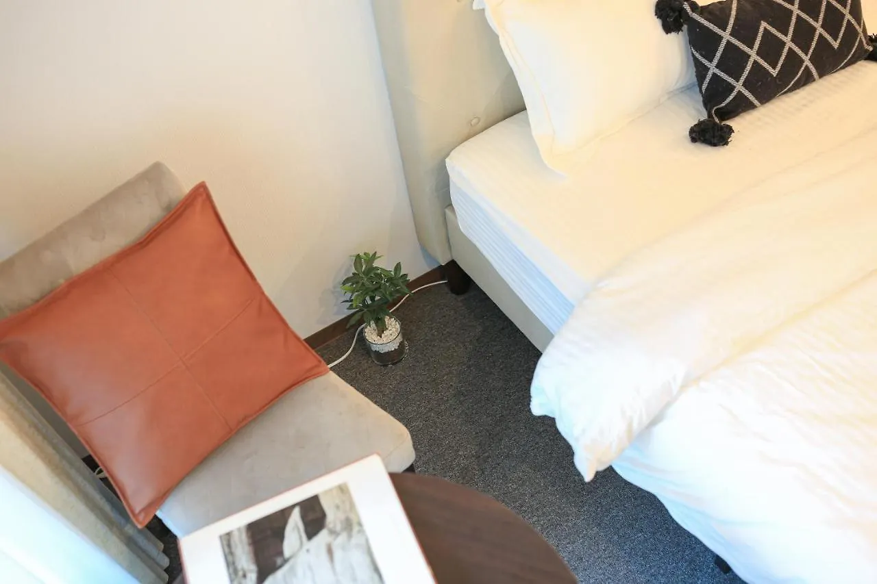 Leopard Shinsaibashi Apartment Osaka Japan